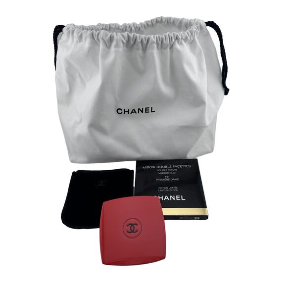 Authentic Chanel Miroir Double Facettes Limited Edi Mirror Duo 121 Premiere Dame - Picture 1 of 4